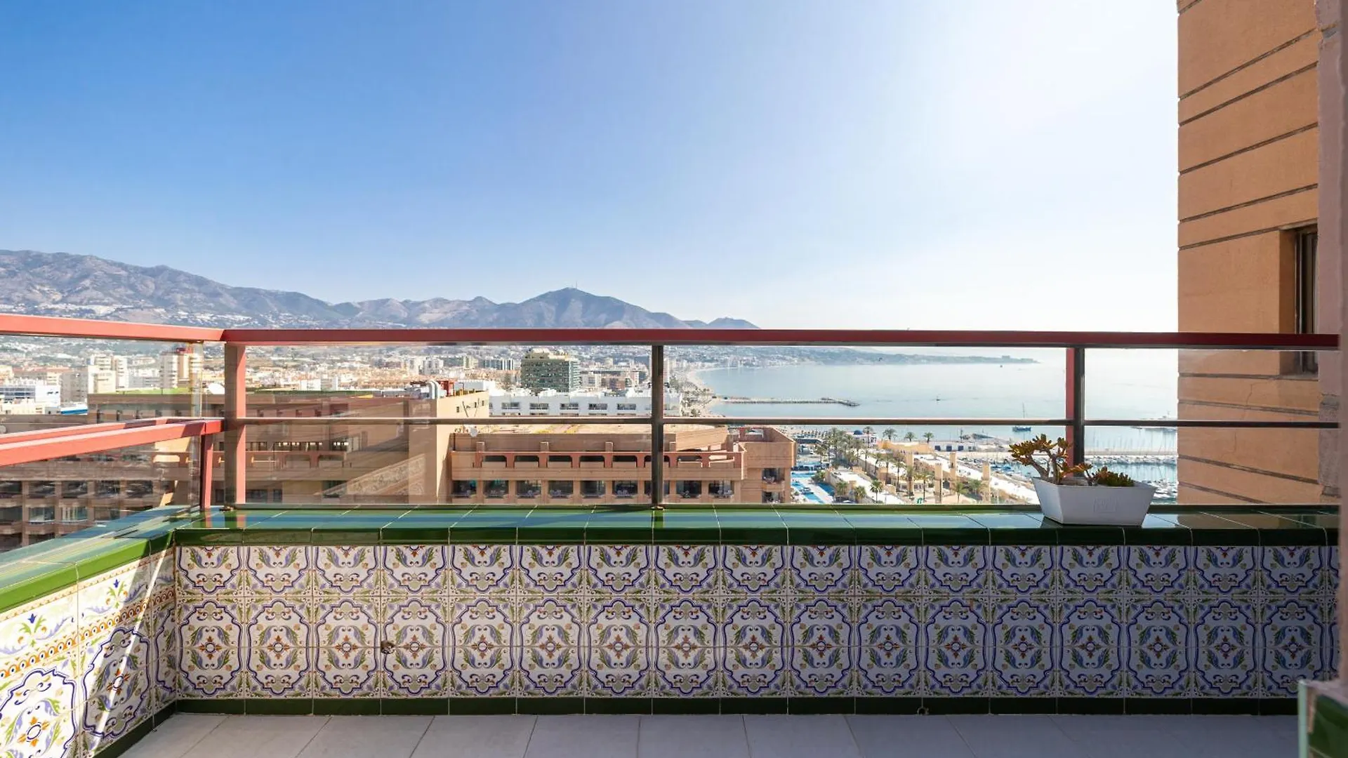 Apartamento Duplex Sea Views & Private Pool By Aora Stay Fuengirola