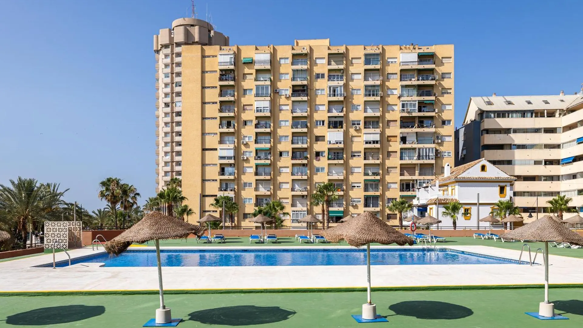 Apartamento Duplex Sea Views & Private Pool By Aora Stay Fuengirola
